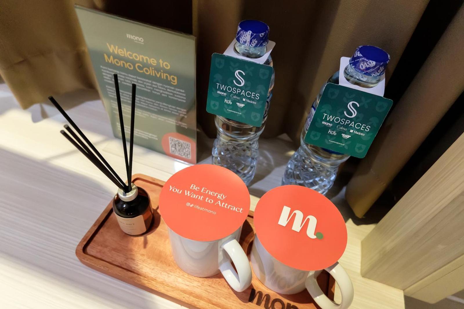 Mono Coliving Kertajaya Syariah, Sby Hotel สุราบายา ภายนอก รูปภาพ